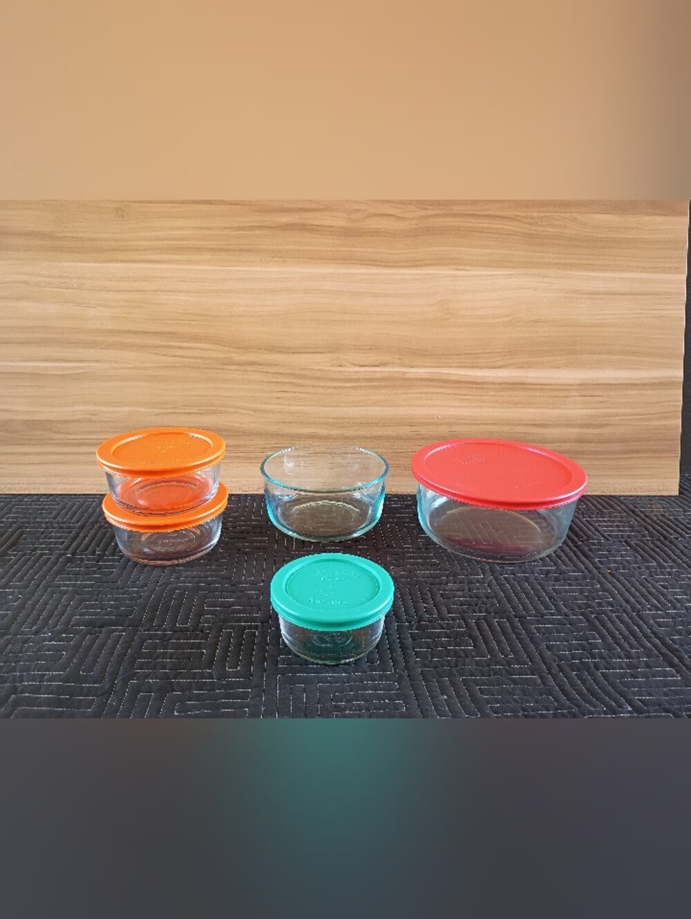 Pyrex Glass Food Storage Containers with Lids Set of 5